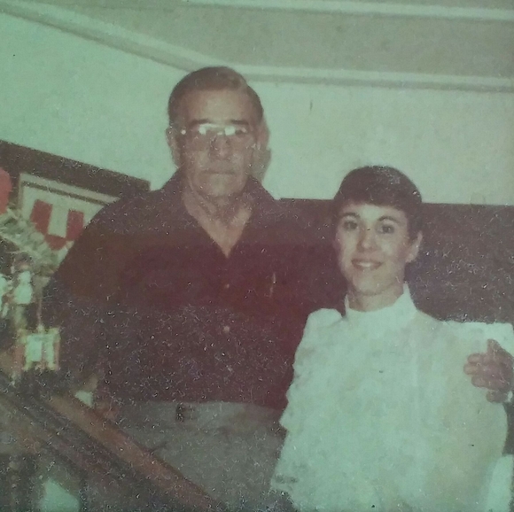 Meet your Posher, Amy - Picture 1 of 1